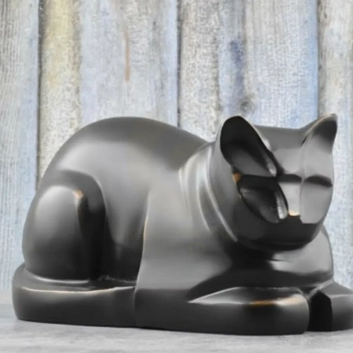 Cat Urns for remembering a much-loved cat – design 2
