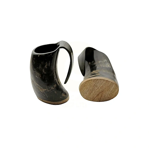 Horn Mugs for ale and mead at reenactments and themed bars – design 7