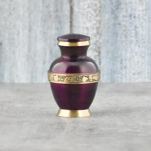 Keepsake Urn for sharing a small portion of ashes among family – design 6